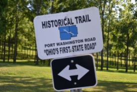 Port Washington Road, trail marker